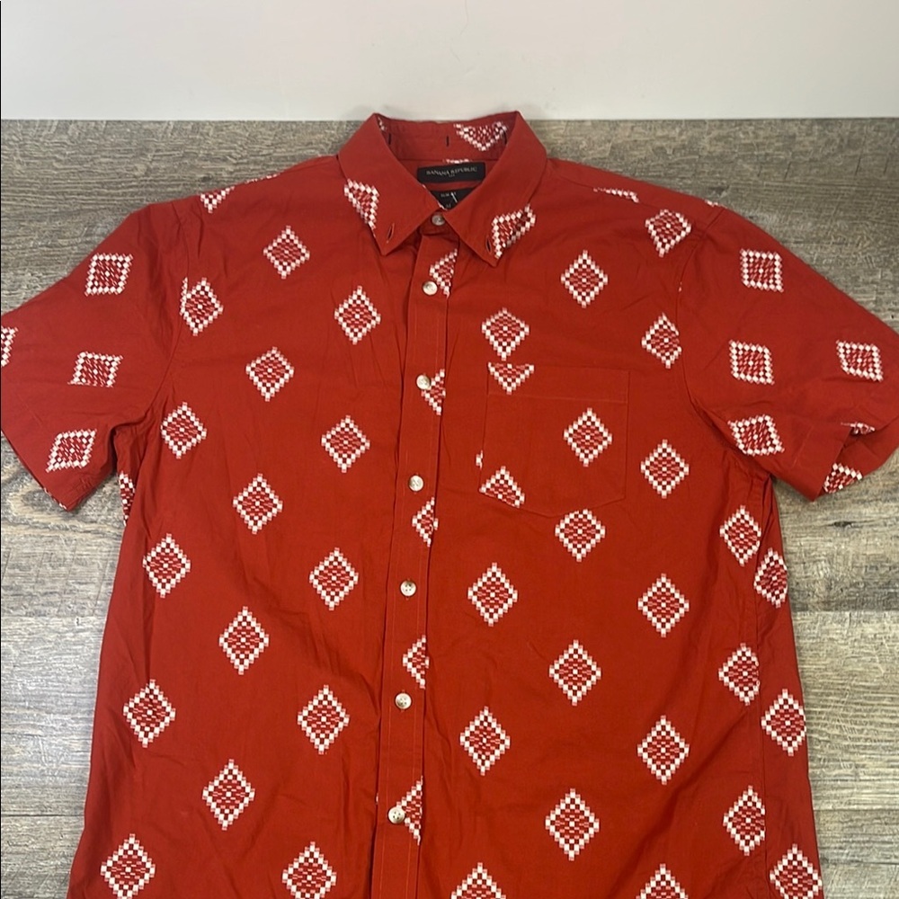 Banana Republic Slim Soft-Wash Geometric Pattern Button-Down